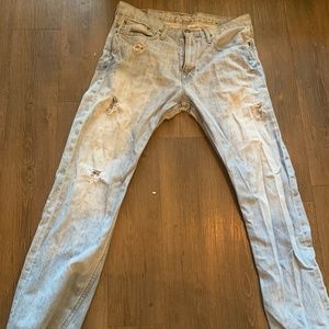 Semi Ripped Denim Jeans